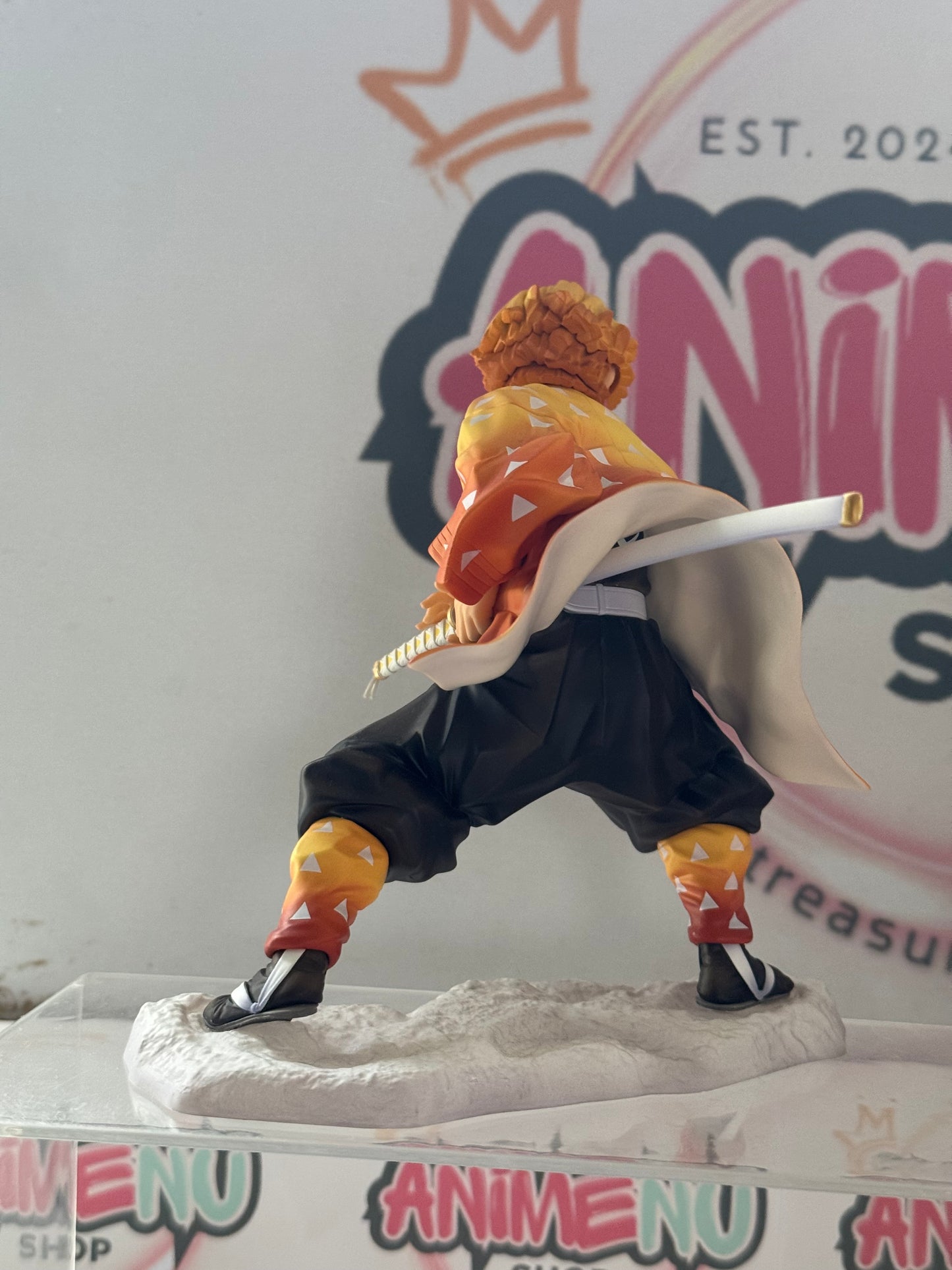 Kotobukiya Kimetsu no Yaiba | Agatsuma Zenitsu | 1/8 Scale Figure