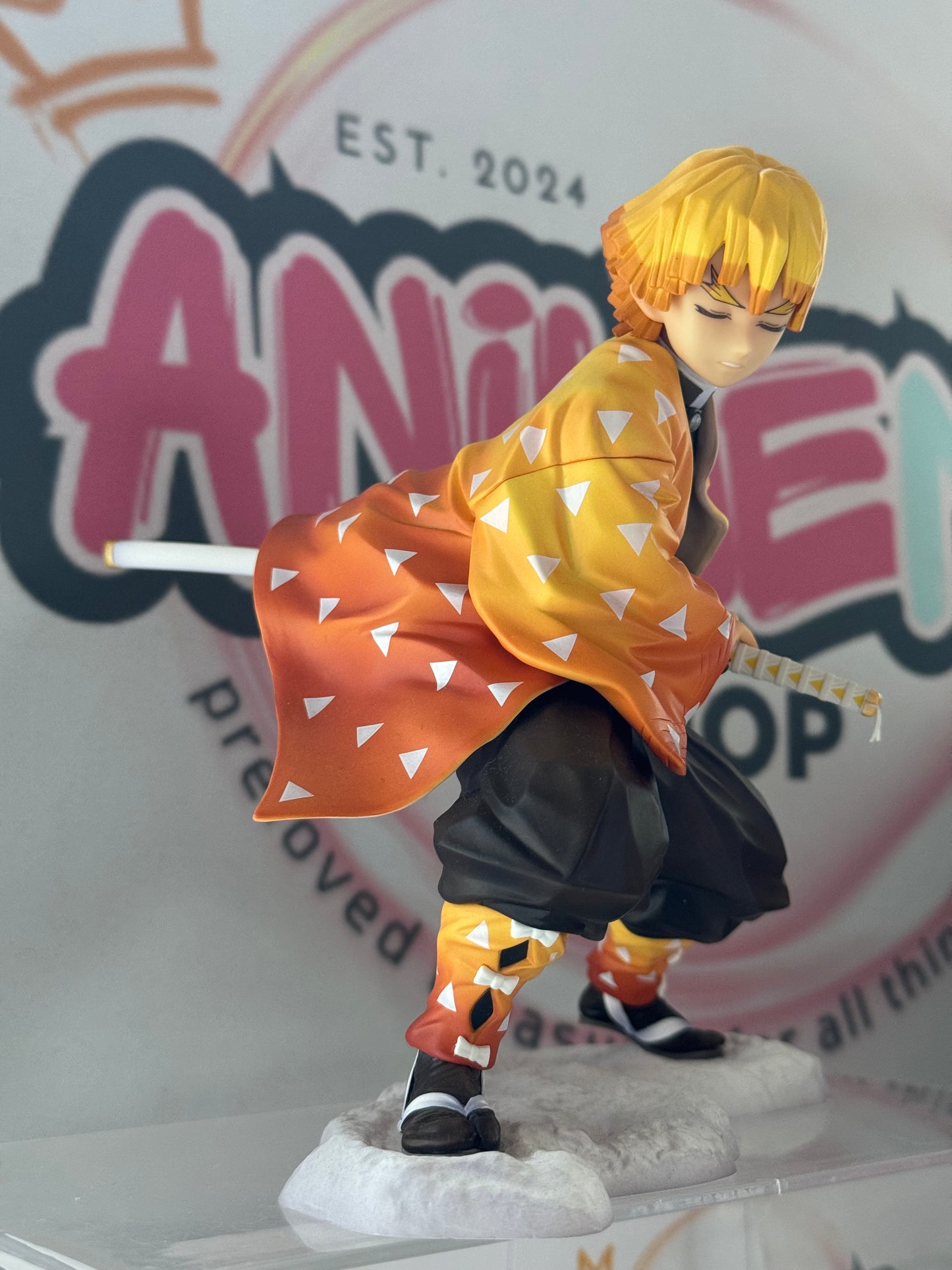 Kotobukiya Kimetsu no Yaiba | Agatsuma Zenitsu | 1/8 Scale Figure