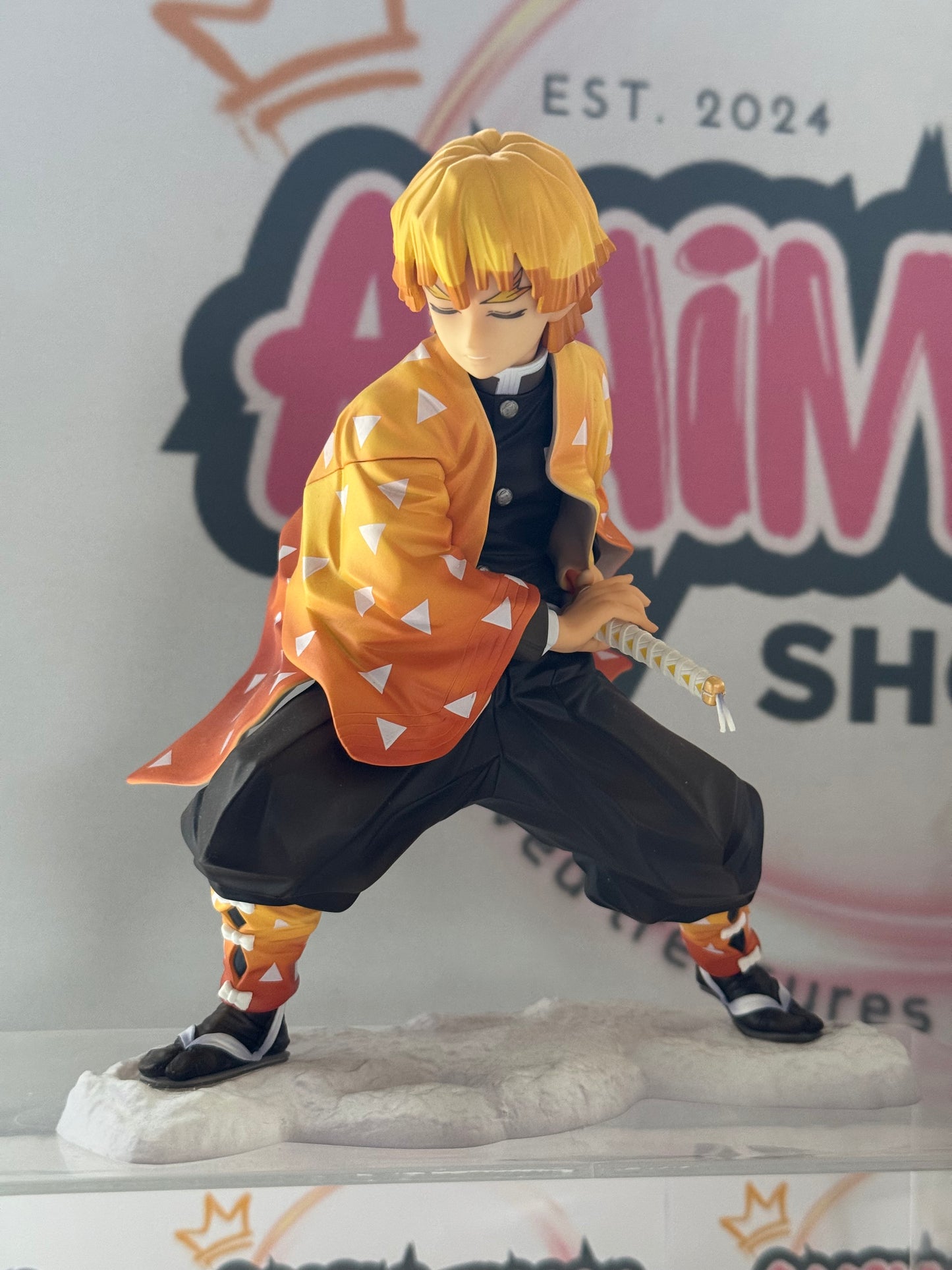 Kotobukiya Kimetsu no Yaiba | Agatsuma Zenitsu | 1/8 Scale Figure