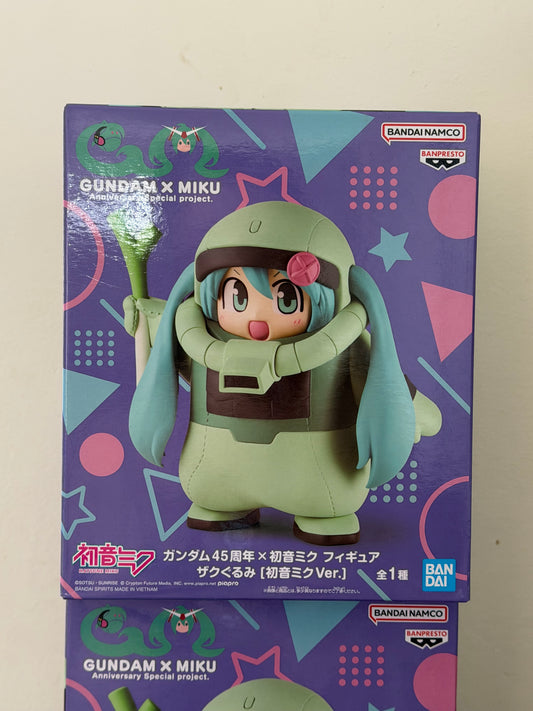 Banpresto Gundam x Hatsune Miku Figure